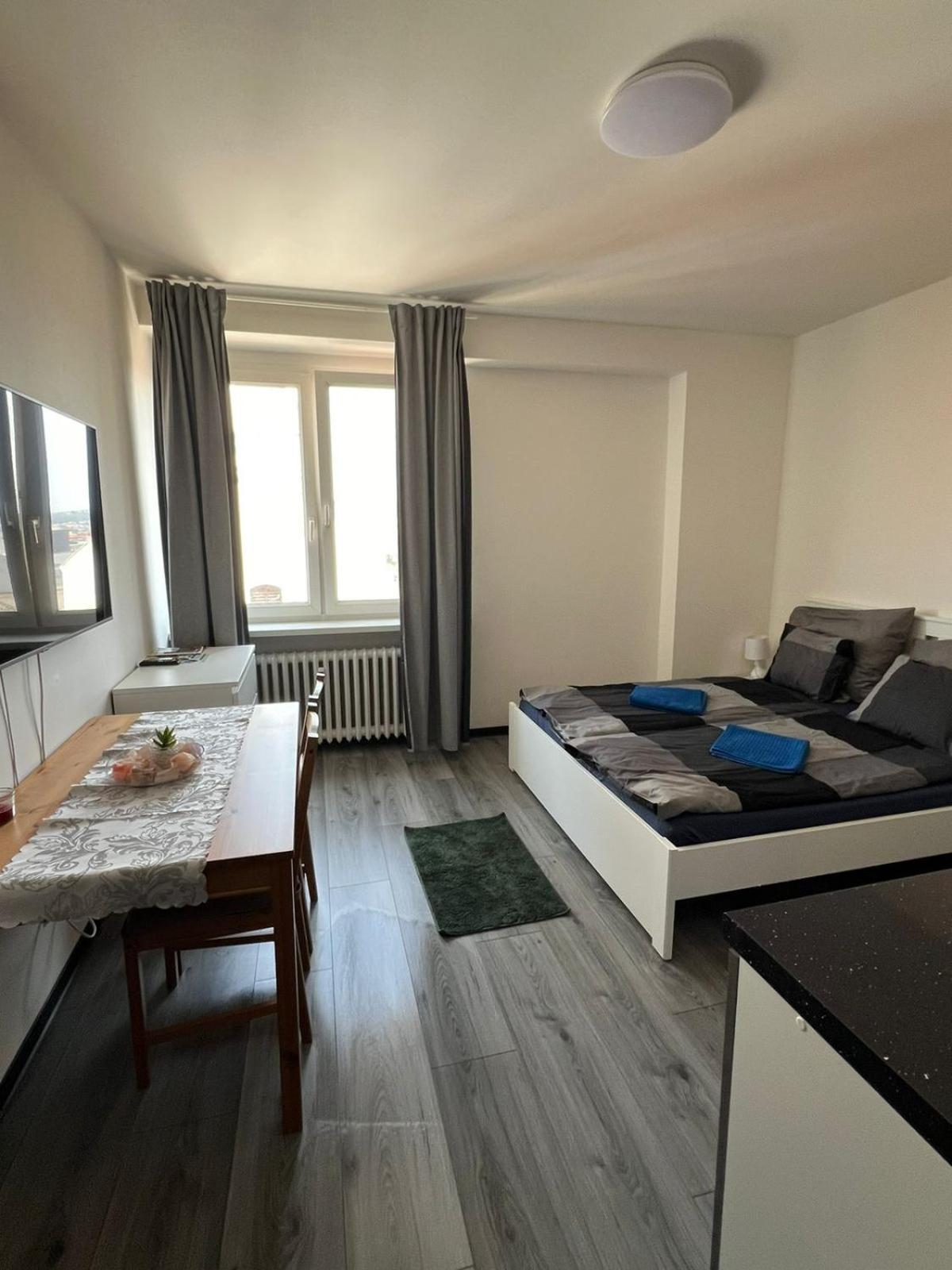 City Center Apartments - Moderna Brno Rimske Namesti V Bagian luar foto